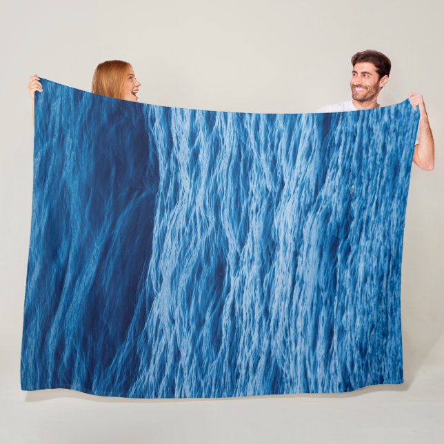 Summer Beach Ocean Waves Fleece Blanket (In Situ)