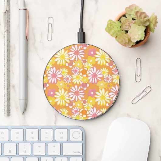 Summer Daisies Wireless Charger (Desk)