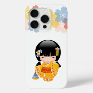 Summer Kokeshi Doll - Yellow Kimono Geisha Girl iPhone 15 Pro Case