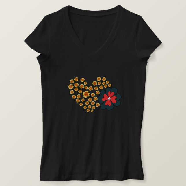 Summer Women Daisy Flower Heart T-Shirt Design (Design Front)