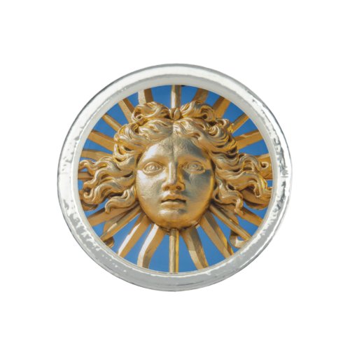 Sun King on Golden gate of Versailles castle Ring