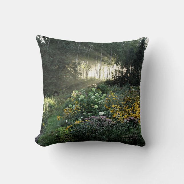 Sun Rays in the Late Season Gardens, Throw pillow (Front)