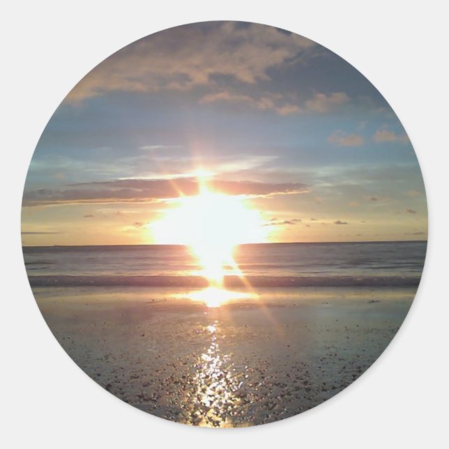 Sun Rise on North Beach Classic Round Sticker (Front)