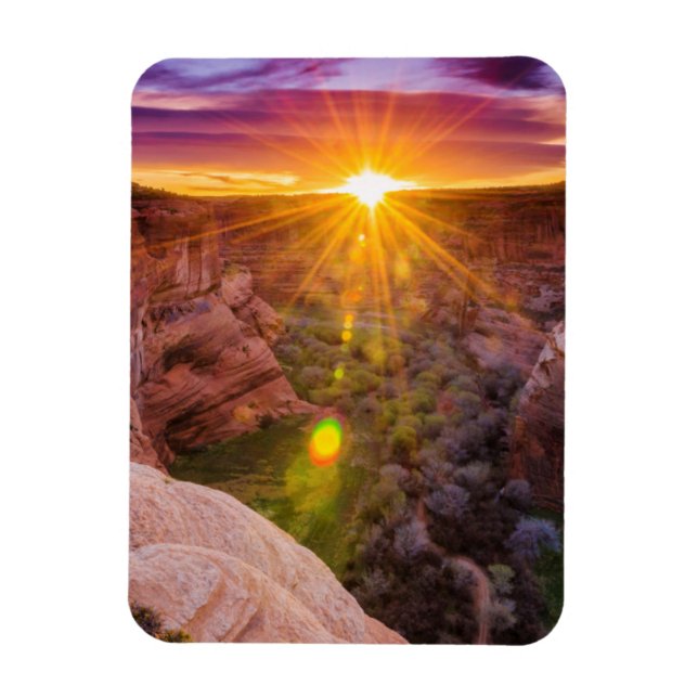 Sunburst at Canyon de Chelly, AZ Magnet (Vertical)
