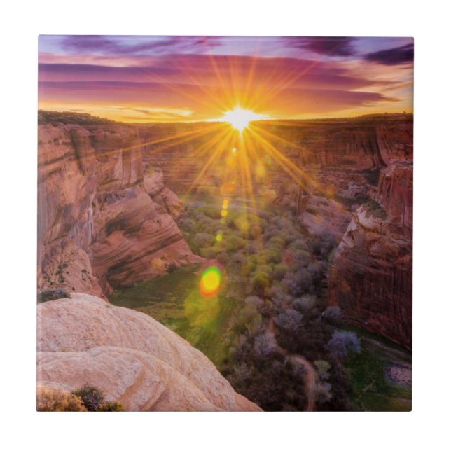 Sunburst at Canyon de Chelly, AZ Tile (Front)