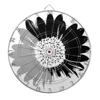 Sunflower BW Dartboard With Darts