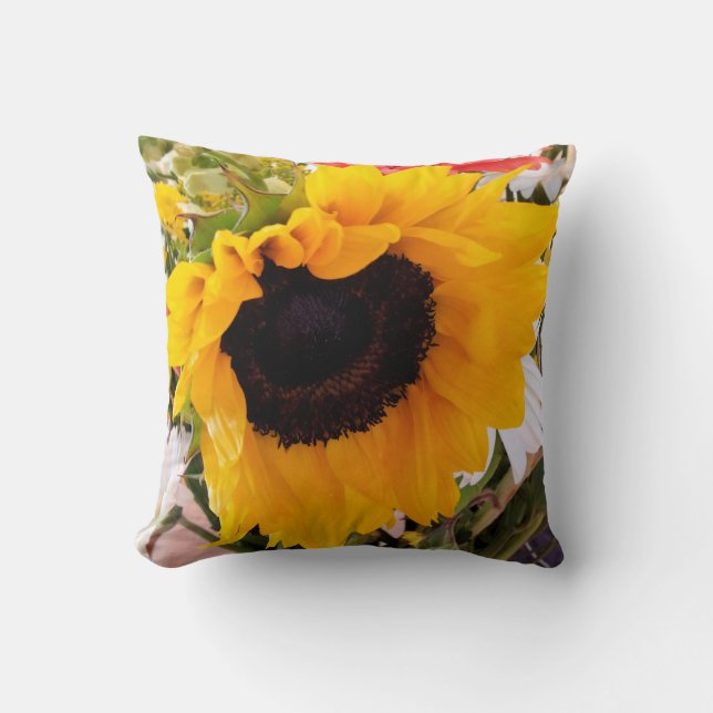 Sunflower/Daisy Pillow (Front)