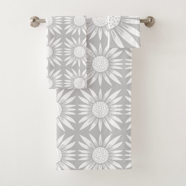 Sunflower Gray White Tile Pattern Bath Towel Set (Insitu)
