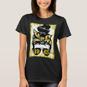 Sunflower Mom Born In 1963 Birthday Gardening Woma T-Shirt
