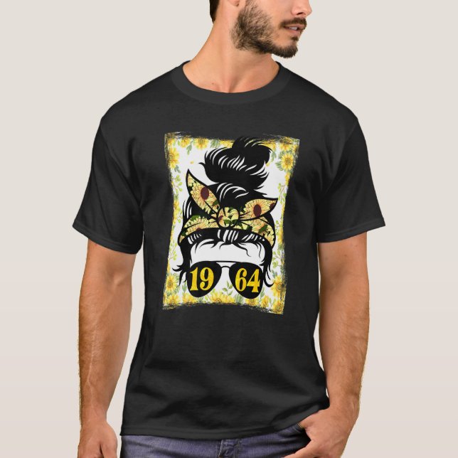 Sunflower Mom Born In 1964 Birthday Gardening Woma T-Shirt (Front)