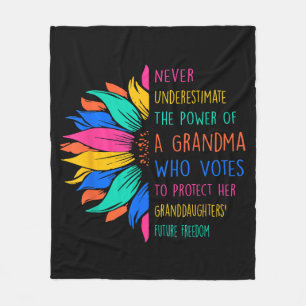 Sunflower Never Underestimate The Power Of Grandma Fleece Blanket