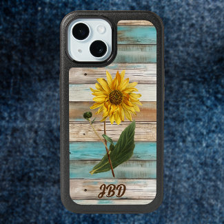 Sunflower on Faux Green Weathered Wood Monogram