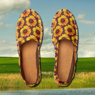 Sunflower pattern in burgundy