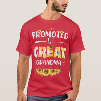 Sunflower Promoted To Grandma Again Est 2022 T-Shirt