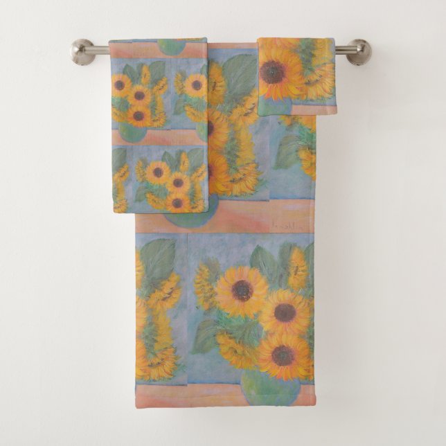 Sunflowers In A Vase Bath Towel Set (Insitu)