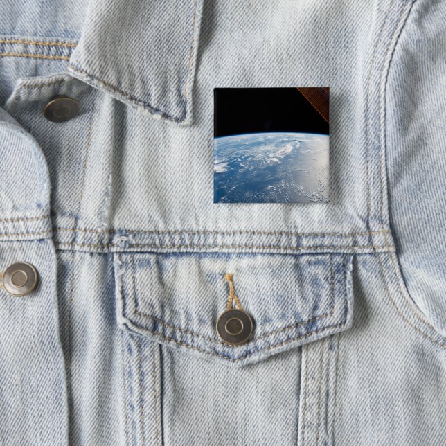 Sunglint Beams Off The Waters Of The Pacific Ocean Button (In Situ)