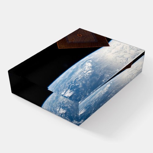 Sunglint Beams Off The Waters Of The Pacific Ocean Paperweight