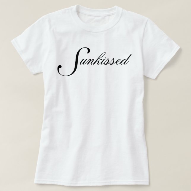 "Sunkissed" simple pretty chic aesthetic script T-Shirt (Design Front)