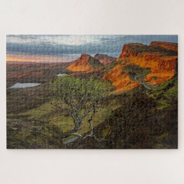 Sunrise at a Scotland landscape, Quiraing, Skye Jigsaw Puzzle (Horizontal)