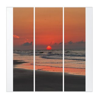 Sunrise on the beach of Isle Of Palms