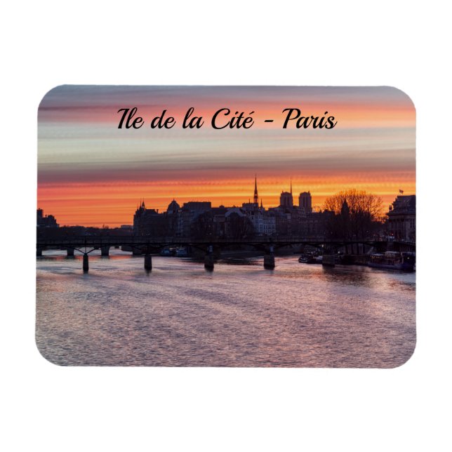 Sunrise over Ile de la Cite and Notre Dame - Paris Magnet (Horizontal)