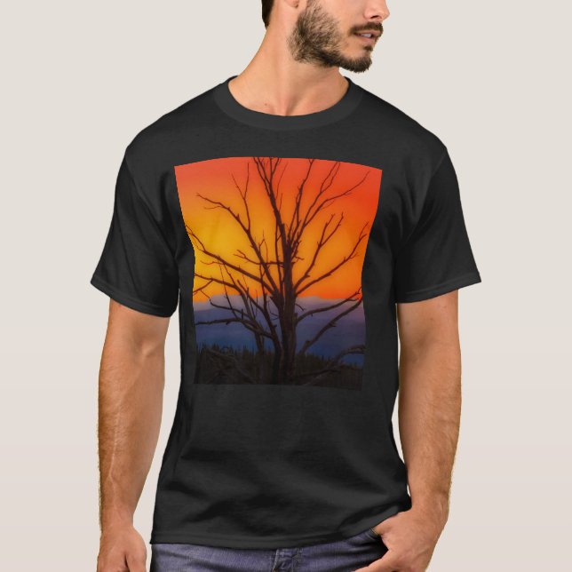Sunrise Over Yellowstone National Park Design T-Shirt (Front)