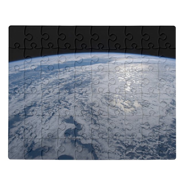 Sun's Glint Beaming On The South Pacific Ocean. Jigsaw Puzzle (Puzzle Horizontal)