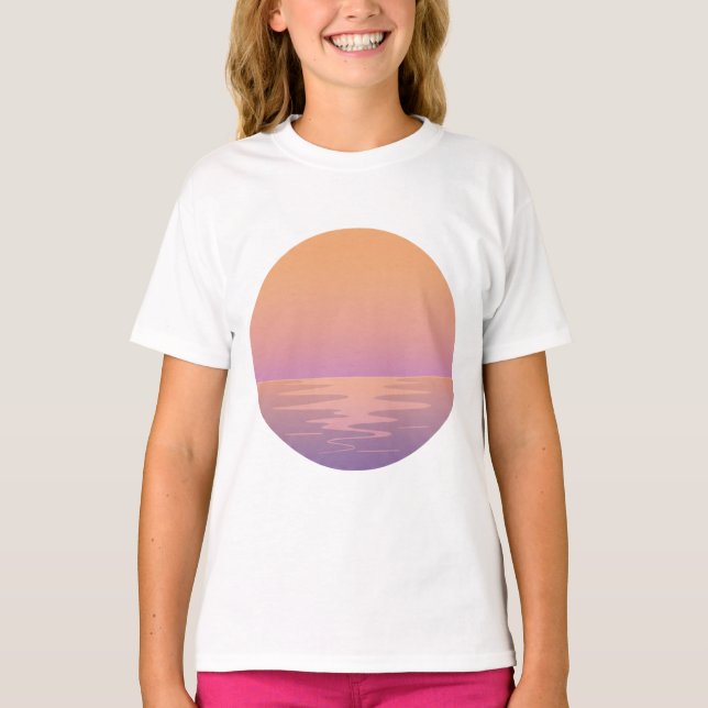 Sunset Beach Vibes – Minimalist Summer T-Shirt (Front)