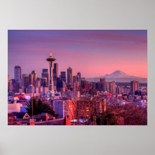 Sunset behind Seattle skyline from Kerry Park Poster