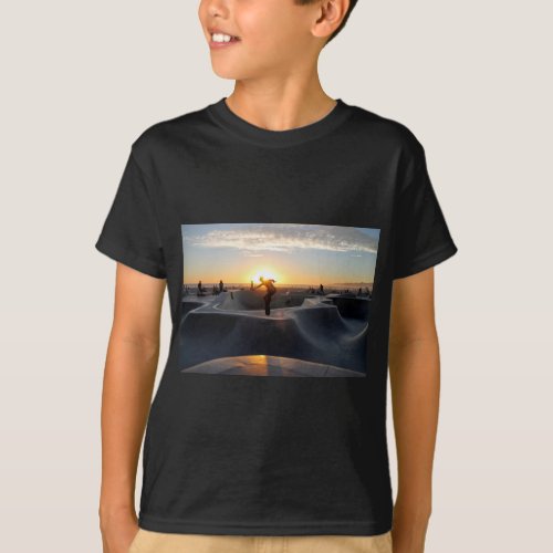 Sunset California Dreams Skateboard Park Freestyle T_Shirt