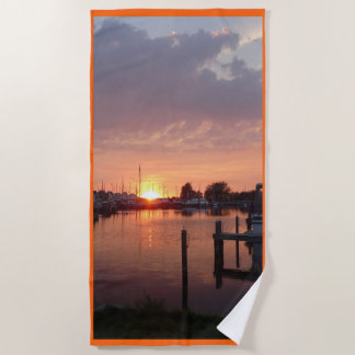 Sunset Huizen Harbour Beach Towel