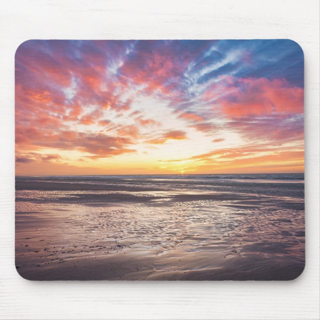 Sunset over beach and sea mouse pad (Front)