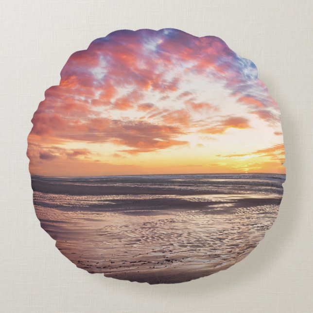 Sunset over beach and sea round pillow (Front)