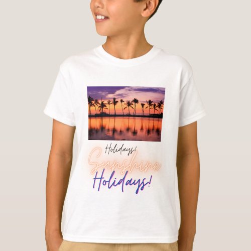 Sunset with beach and palm trees summer holidays T_Shirt