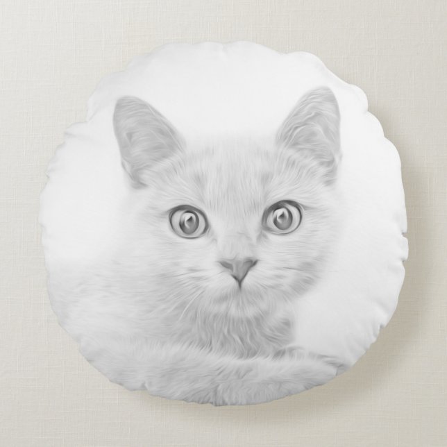 SUPER CUTE Kitty Portrait Photograph Round Pillow (Front)