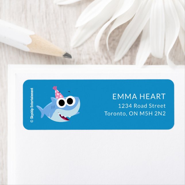 Super Simple | Finny the Shark Confetti Birthday Label (Insitu)