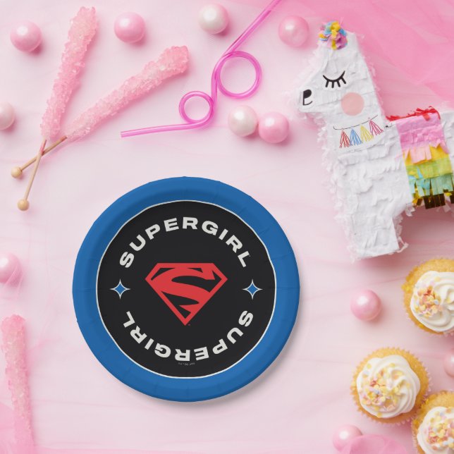 Supergirl Age of Heroes Circle S-Shield Paper Plates (Party)