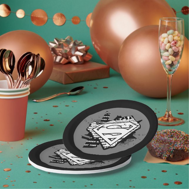 Supergirl Newsprint S-Shield Paper Plates (Multi)