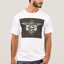 Superman Stylized | Dark Skulls Logo T-Shirt