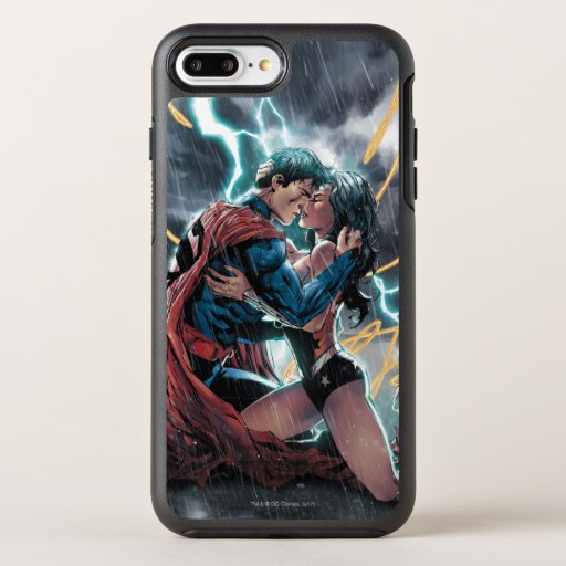 Superman/Wonder Woman Comic Promotional Art OtterBox Symmetry iPhone 8 Plus/7 Plus Case