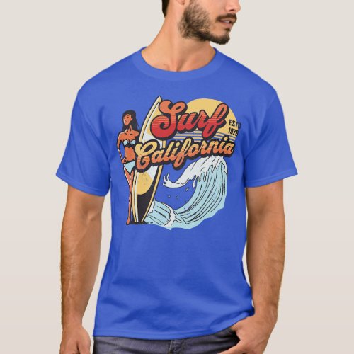 Surf California Vintage Surfer Babe Retro Surfing T_Shirt