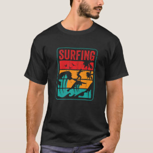 Surfer Vintage Hawaii Waves Surfin Surfing   T-Shirt