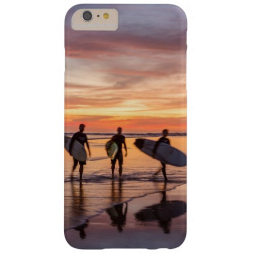Surfers At Sunset Walking On Beach Costa Rica Barely There iPhone 6 Plus Case