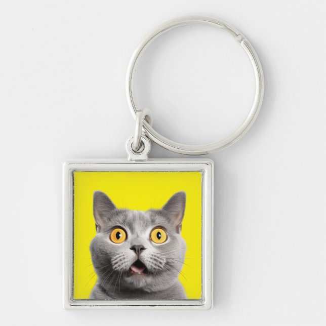 Surprised Funny Crazy Cat Yellow Keychain (Front)