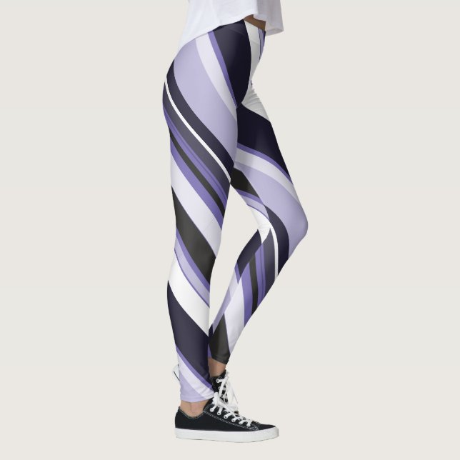 Surrounding Monotone Contemporary Diagonal Stripes Leggings (Right)