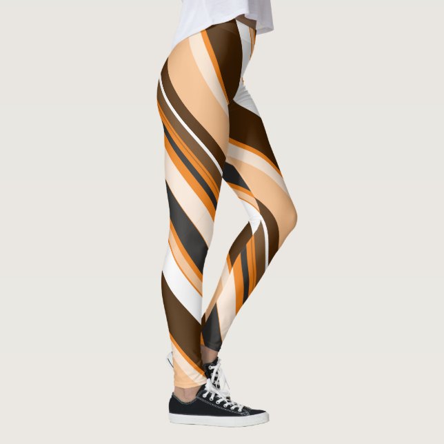 Surrounding Monotone Contemporary Diagonal Stripes Leggings (Right)
