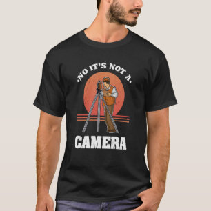 Surveyor geodesy surveying engineer theodolite pro T-Shirt