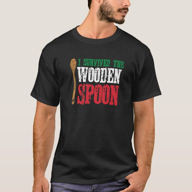 Survived The Wooden Spoon Italian Flag Funny Dad A T-Shirt (Front)