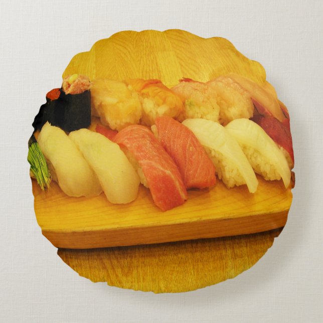 Sushi 寿司 round pillow (Front)