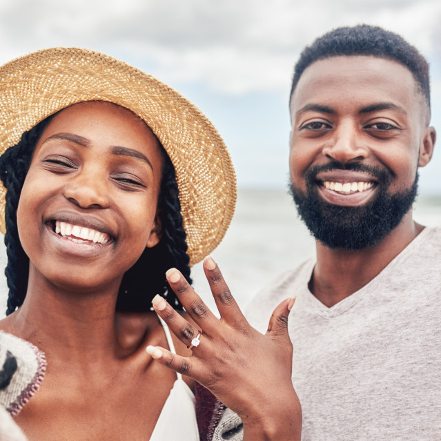 27 Creative & Adorable Save the Date Photo Ideas